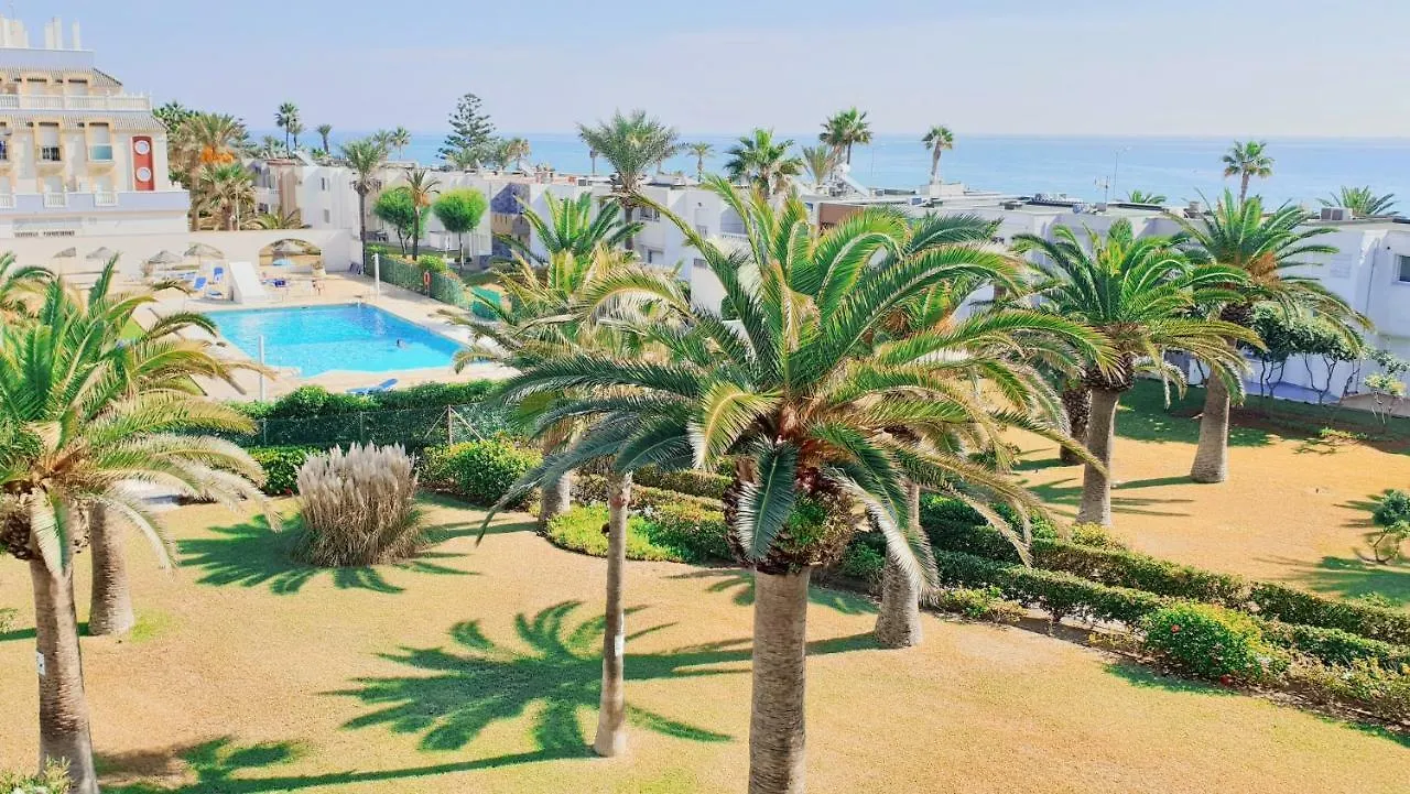 רוקאוטס דה מר Stylish Apartments Club Tropicana
