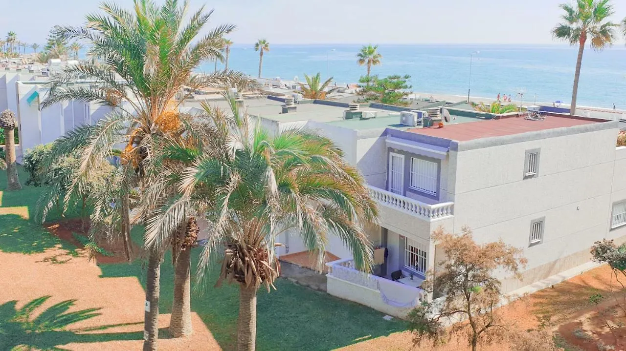 רוקאוטס דה מר Stylish Apartments Club Tropicana