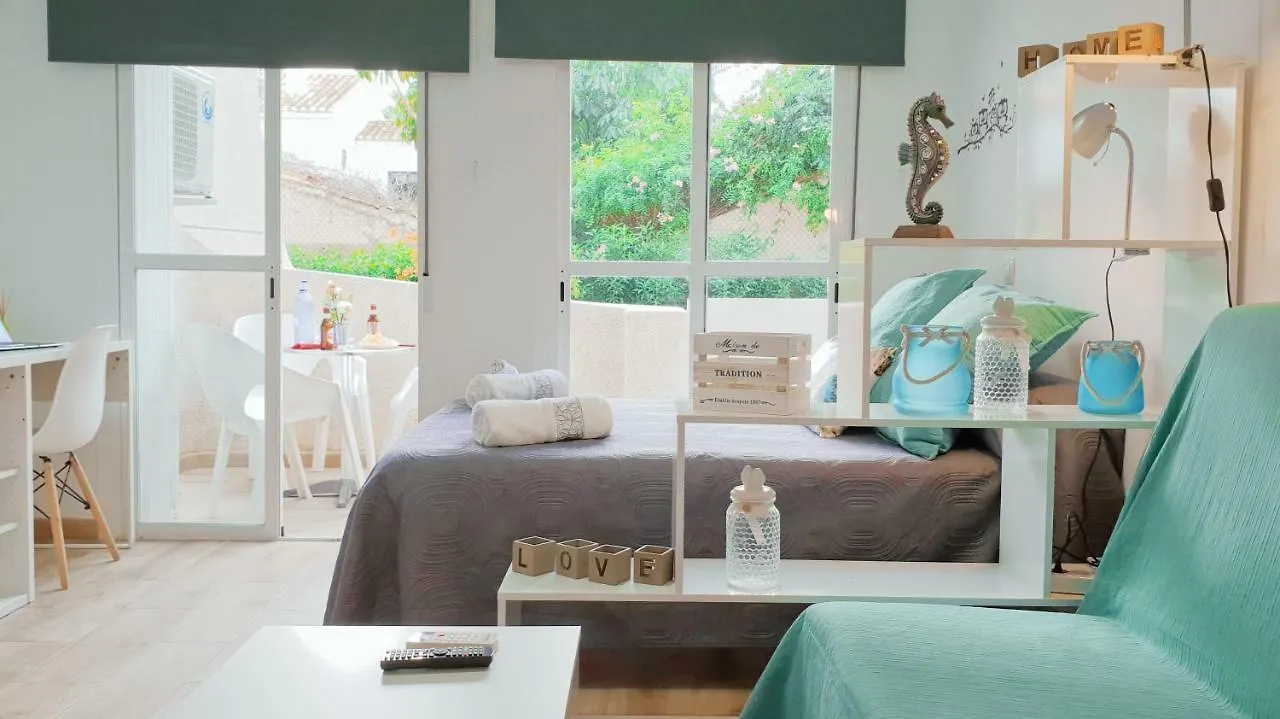 רוקאוטס דה מר Stylish Apartments Club Tropicana